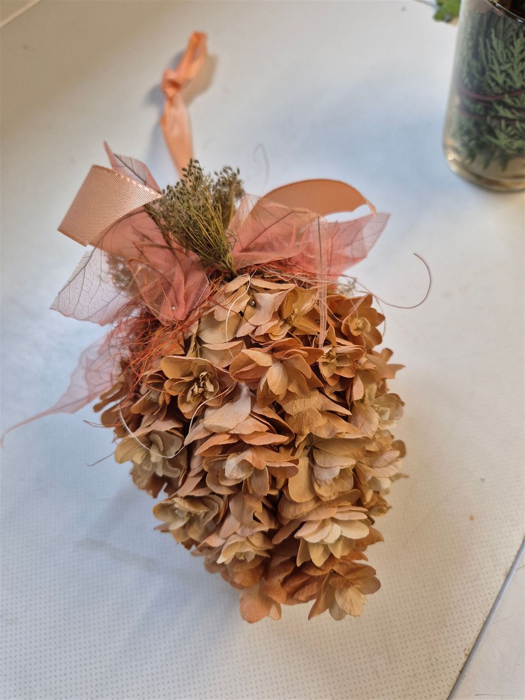 Gesteck aus Trockenblumen